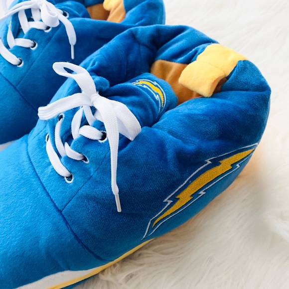 Los Angeles Chargers Shoe Slippers - Picture 3 of 8